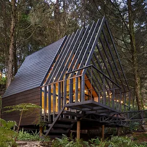 Hotel Oculto Refugio De Bosque